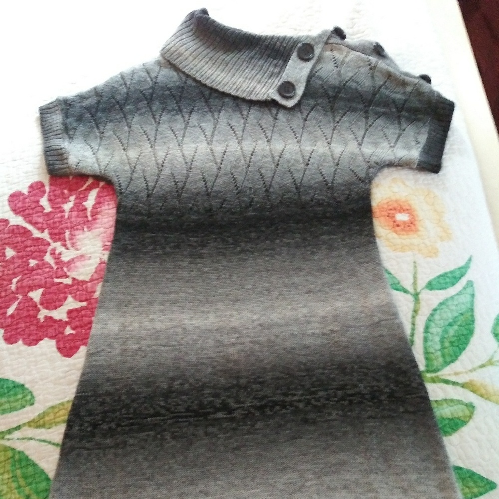 Sequin Hearts Size Small Grey Knee Length Dress